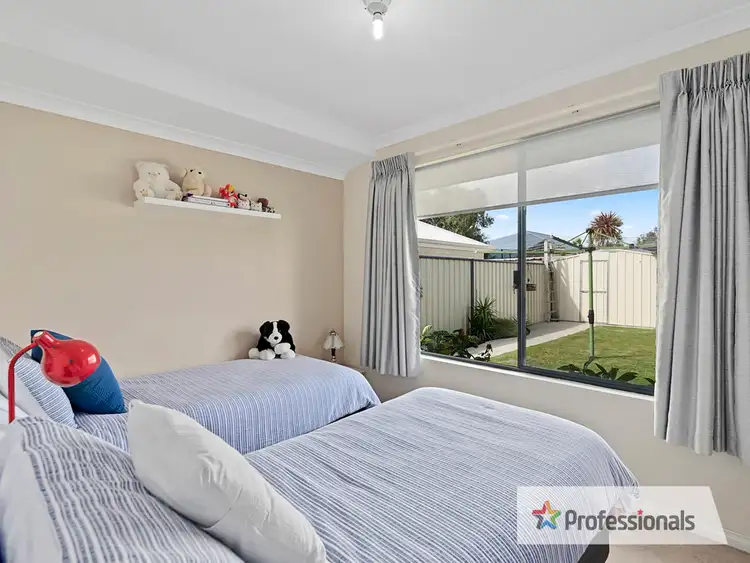 Fifth view of Homely house listing, 105 Beachfields Drive, Abbey WA 6280