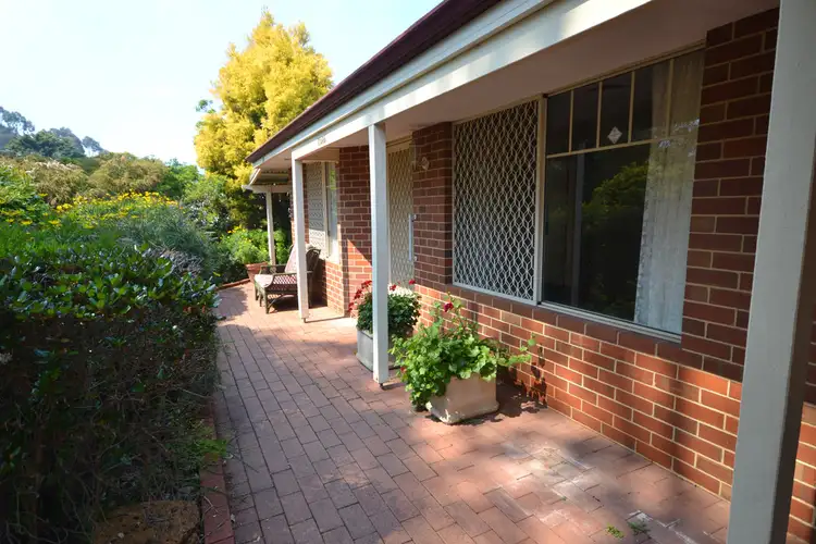 5910 Phillips Road, Mundaring WA 6073