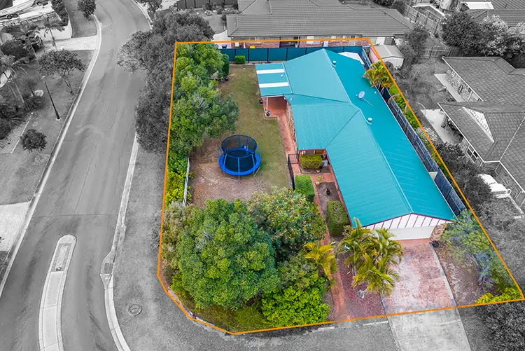 72 Balgownie Crescent, Parkinson QLD 4115
