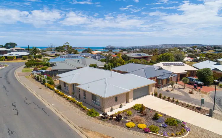 1 Sarah Court, Mccracken SA 5211