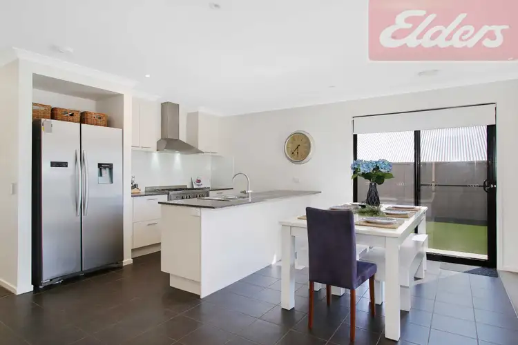 Second view of Homely house listing, 25 Gurney Crescent, Wodonga VIC 3690