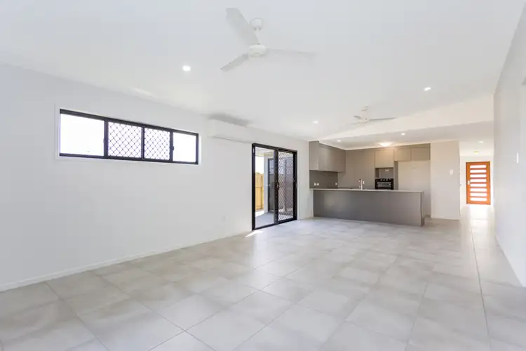 Sixth view of Homely house listing, 27 Primavera Boulevard, Beaconsfield QLD 4740