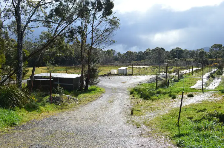 P.32 Zeehan Highway, Zeehan TAS 7469