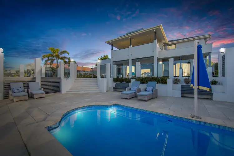 16 Mariner Crt, Newport QLD 4020