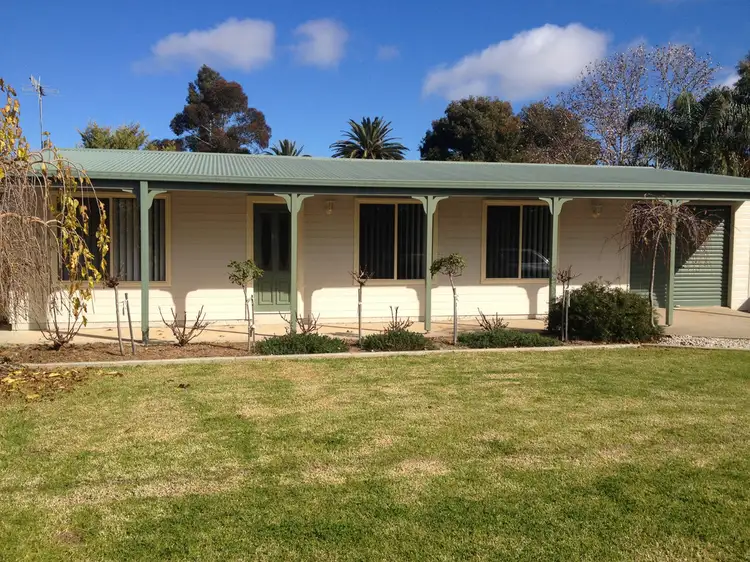 4 Campbell Street