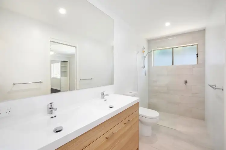 Seventh view of Homely house listing, Unit 4 The Palms, Avoca Beach NSW 2251