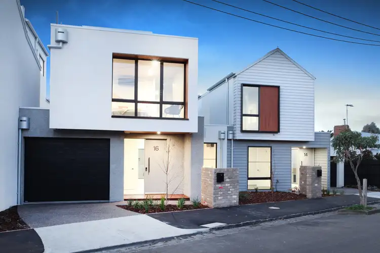 16 Dane Street, Seddon VIC 3011
