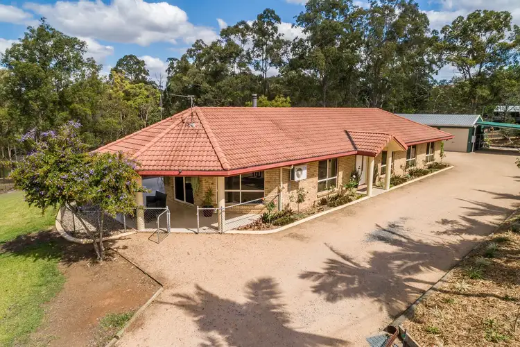 56 Vantage Rd, Chatsworth QLD 4570