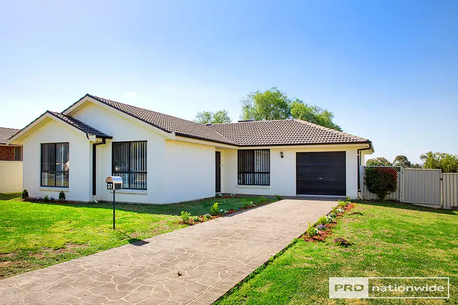 Main view of Homely house listing, 37 Warburton Drive, Tamworth NSW 2340
