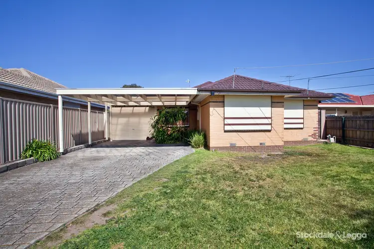 13 Runcorn Crescent, Deer Park VIC 3023