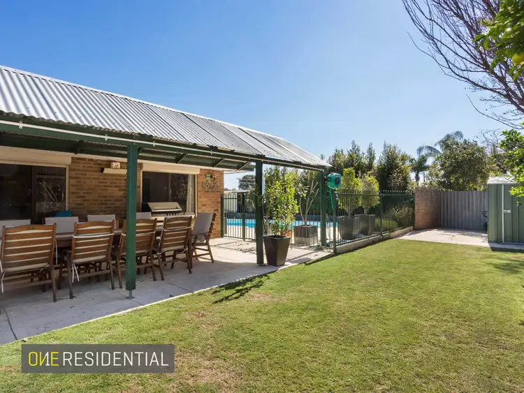 25 Gascoyne Drive, Gosnells WA 6110