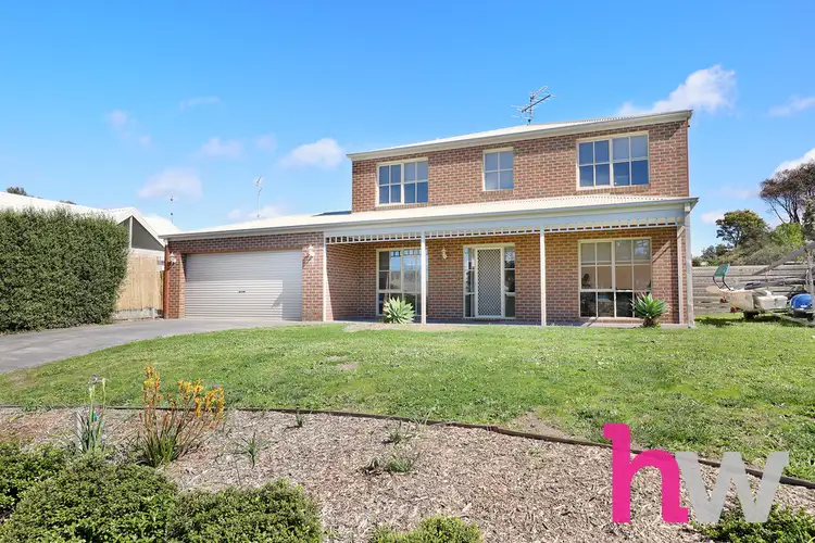 11 Glaneuse Avenue, Torquay VIC 3228