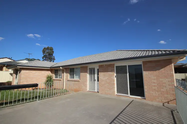 19 Calgaroo Avenue