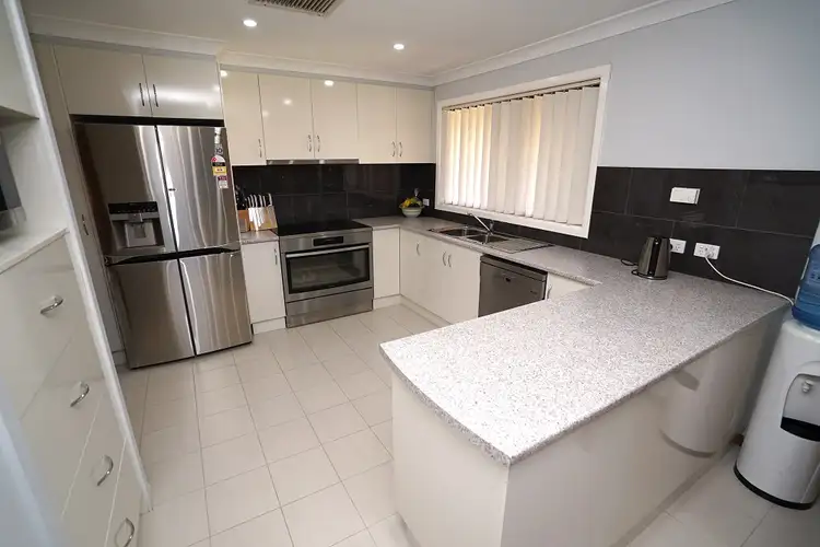 Sixth view of Homely house listing, 8 Ridley Avenue, Leeton NSW 2705