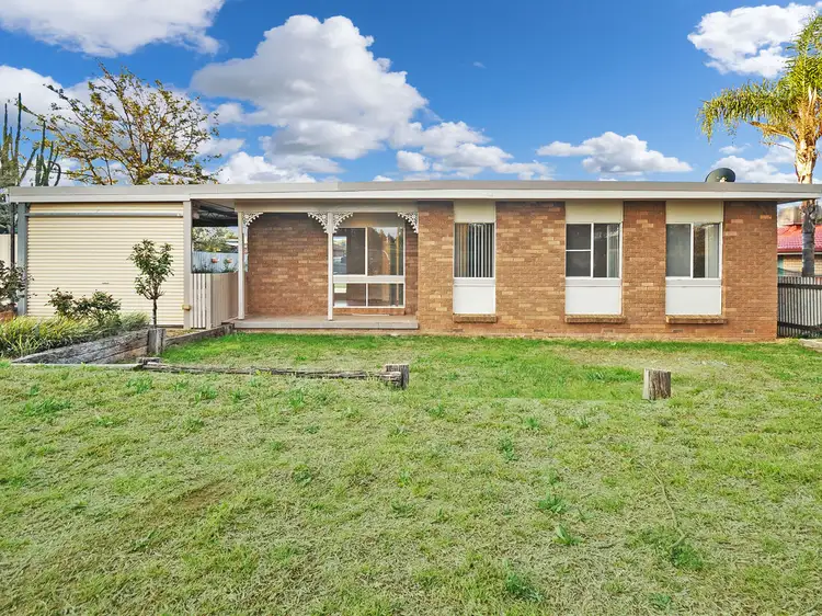 49 Percy Street, Junee NSW 2663