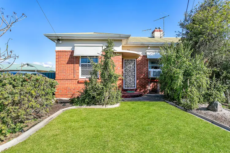 4 Foxgreen Avenue, Findon SA 5023