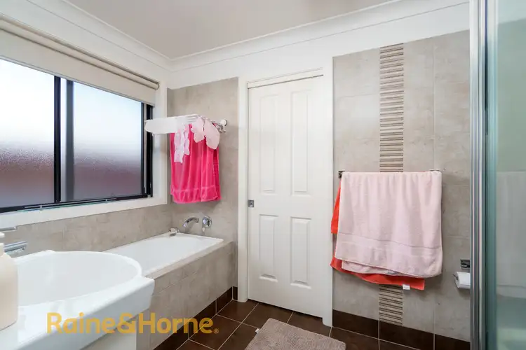 Fifth view of Homely house listing, 2/27 Dove Street, Mount Austin NSW 2650