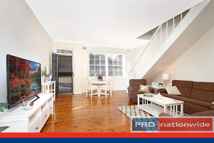 Third view of Homely townhouse listing, 3/2 Oatley Parade, Oatley NSW 2223