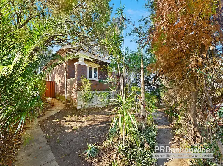 11 Poole Street, Kingsgrove NSW 2208