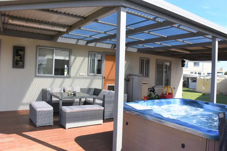 24 Bellevue Drive, Kingston Se SA 5275