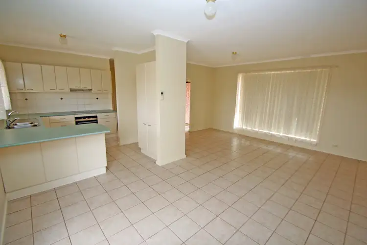 Fourth view of Homely house listing, 2/3 Scarborough Court, Renmark SA 5341