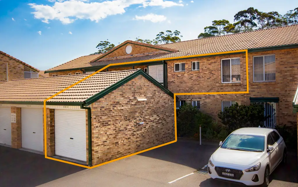 Main view of Homely unit listing, 227/15 Lorraine Avenue, Berkeley Vale NSW 2261
