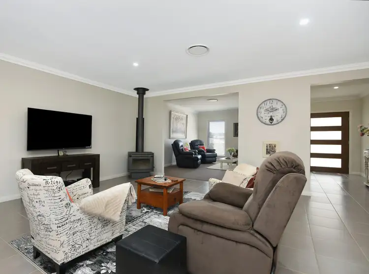 Fifth view of Homely house listing, 15 Tennyson Court, Westbrook QLD 4350