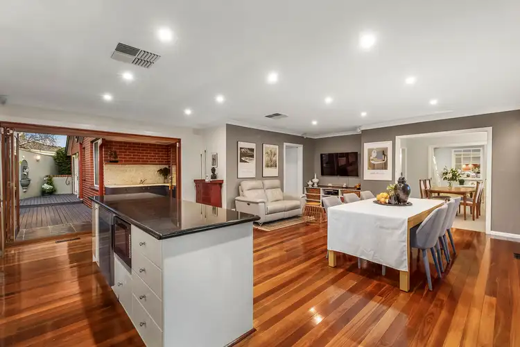 Fourth view of Homely house listing, 2 Inez Court, Doncaster VIC 3108