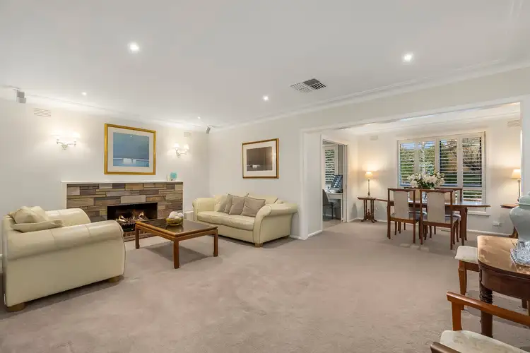 Sixth view of Homely house listing, 2 Inez Court, Doncaster VIC 3108