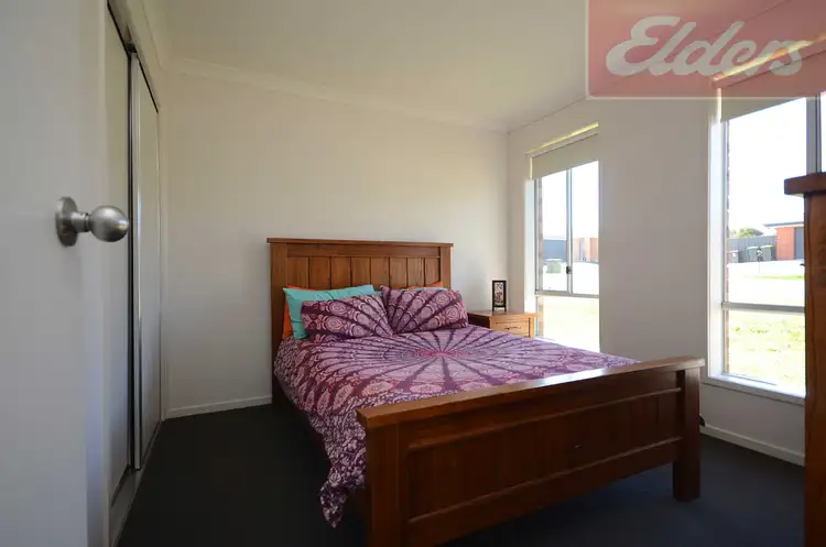 Sixth view of Homely house listing, 19 Bevington Bend, Lavington NSW 2641