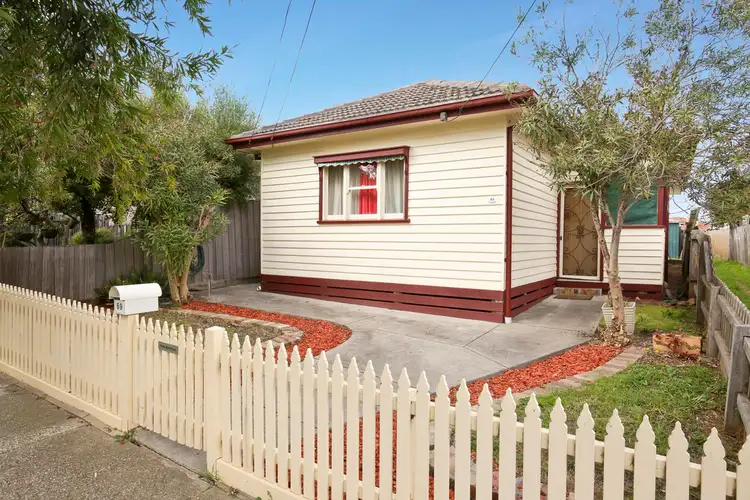 69 Woodlands Avenue, Pascoe Vale South VIC 3044