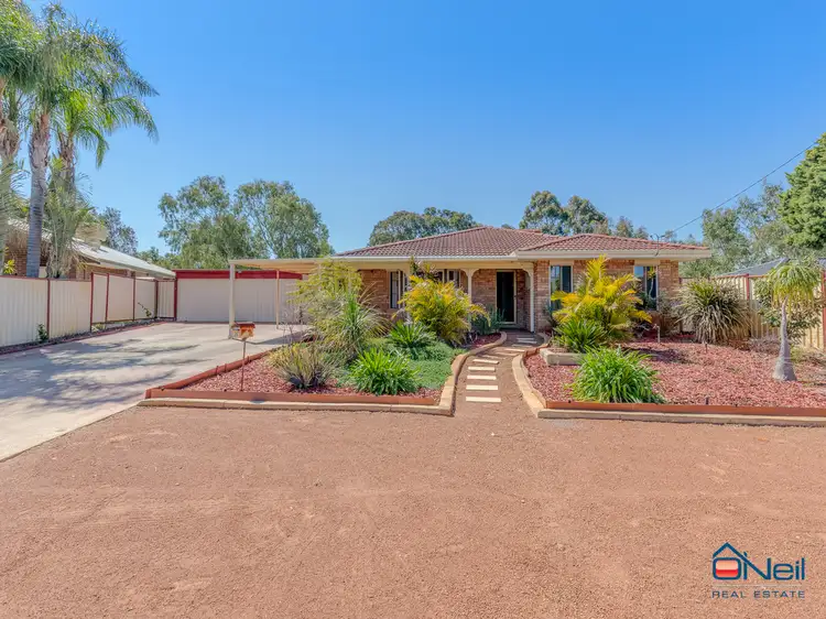 35 Guinivere Way, Camillo WA 6111