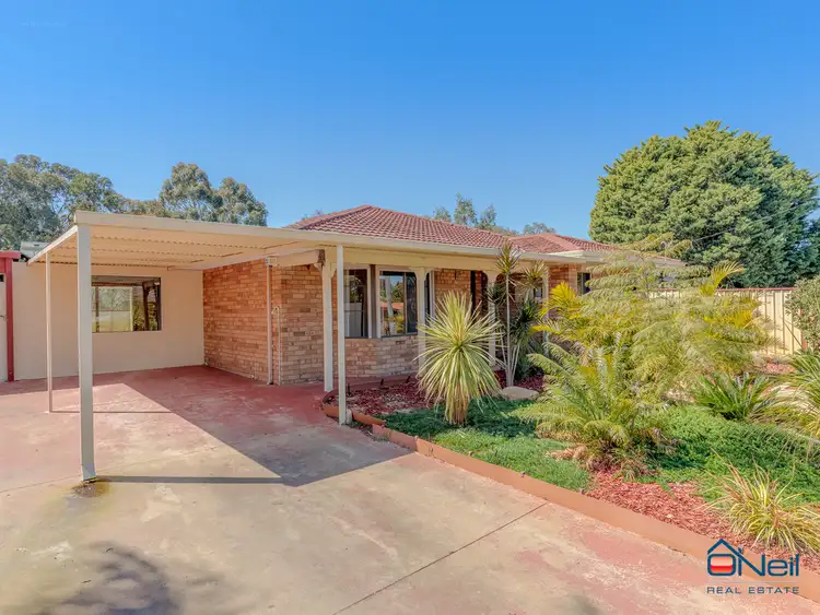 Second view of Homely house listing, 35 Guinivere Way, Camillo WA 6111