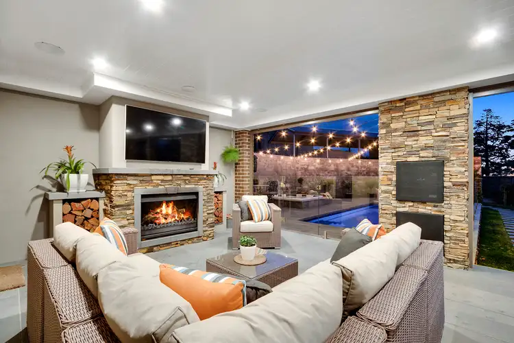 Second view of Homely house listing, 10 Waterview Close, Mount Eliza VIC 3930