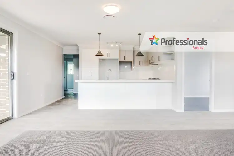 Fifth view of Homely house listing, 1 Walpole Close, Kelso NSW 2795