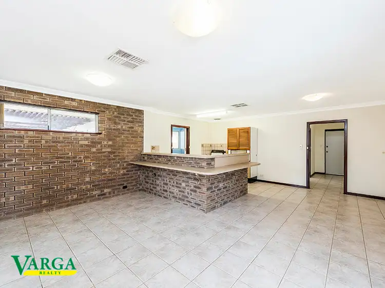43 Stringy Bark Ramble, Willetton WA 6155