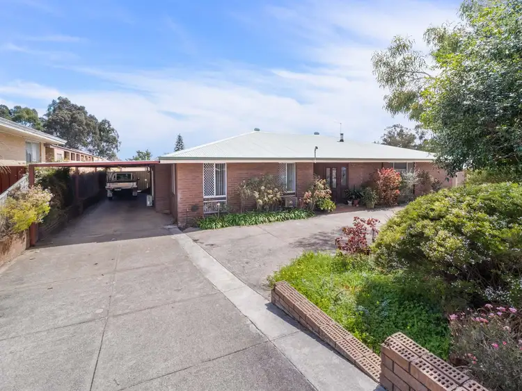 11 Alandale Road, Greenmount WA 6056