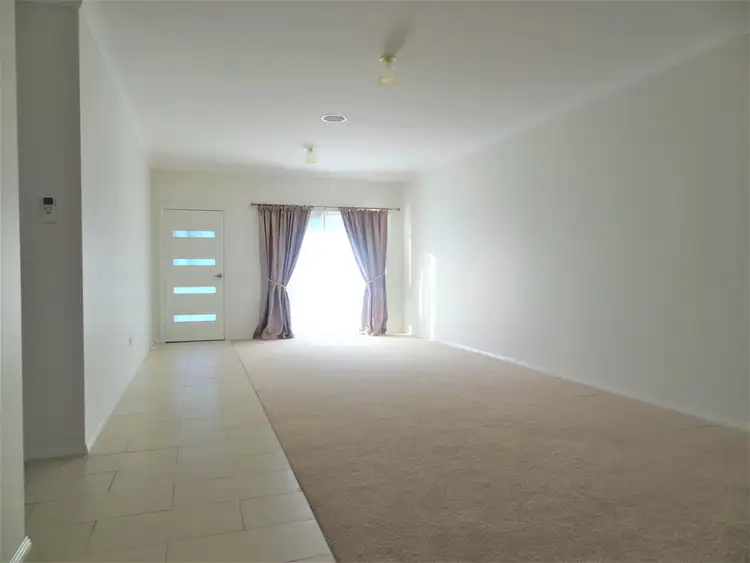 Second view of Homely unit listing, 5 /17 Marsden Lane, Kelso NSW 2795