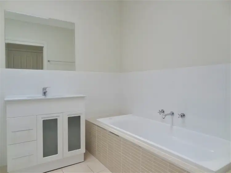 Fourth view of Homely unit listing, 5 /17 Marsden Lane, Kelso NSW 2795