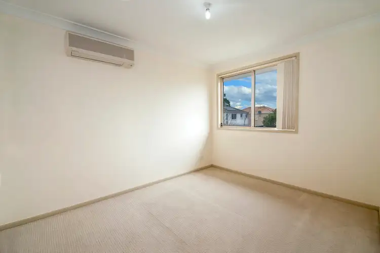 Sixth view of Homely house listing, 25 Andrews Cct, Horningsea Park NSW 2171