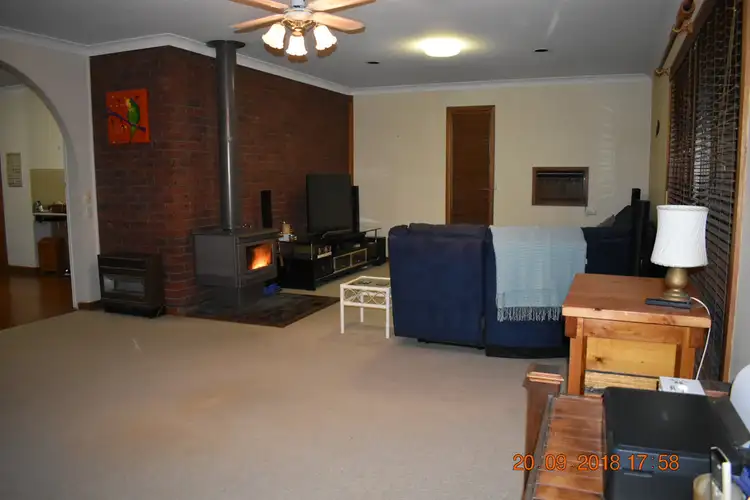 Fifth view of Homely house listing, 9 SCHINCKEL ROAD, Naracoorte SA 5271