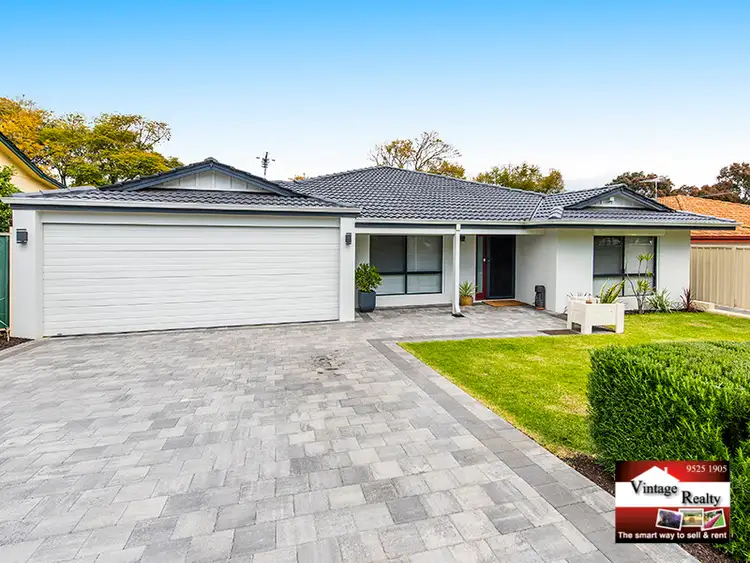 3 Burndale Road, Mount Richon WA 6112
