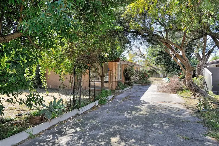 23 Walkington Way, Eden Hill WA 6054