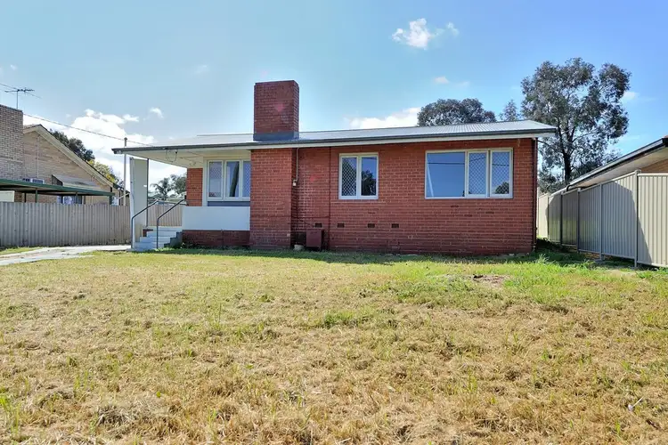 26 Banjine Road, Koongamia WA 6056