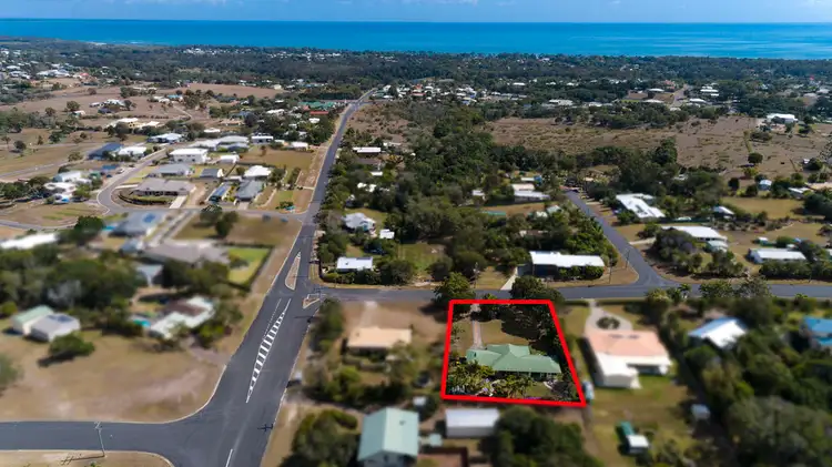3 High point Rd, Dundowran QLD 4655