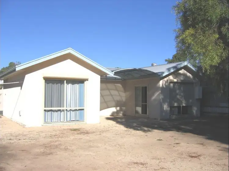 15 McLay Street, Naracoorte SA 5271