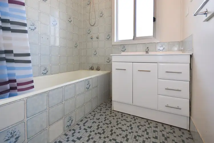 Seventh view of Homely house listing, 26 Edmondson Avenue, Griffith NSW 2680