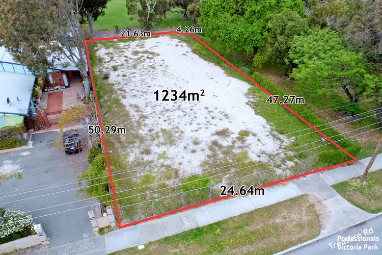 179 Treasure Road, Queens Park WA 6107