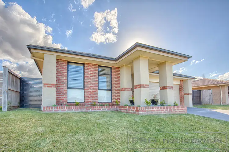 41 McKeachie Dr, Aberglasslyn NSW 2320