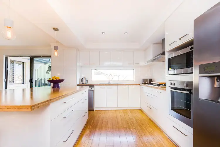 27 Weston Way, Kardinya WA 6163